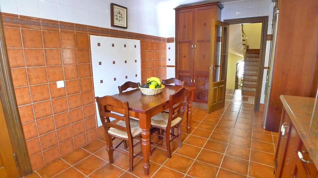 R1044 - Villa Karina Nerja Spanien