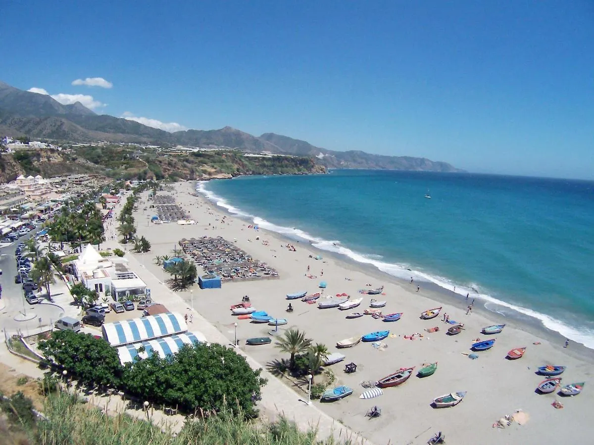 R1044 - Villa Karina Nerja Spanien